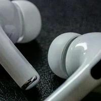 AirPods Pro 2和Pro 3怎么选？降噪、佩戴、生态全对比，看完再下单