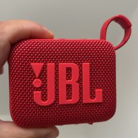 300元蓝牙音箱怎么选？JBL GO4和索尼XB100实测对比，看完再买不踩坑