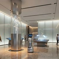 2026迎宾机器人怎么选？三款热门机型实测拆解，避坑指南来了