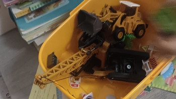 合金仿真工程车套装：低龄儿童益智玩具