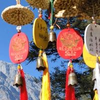 手写祈福牌：真心许愿还是跟风打卡？