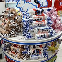 国产老品牌零食回潮：情怀、国货自信与产品创新的共振