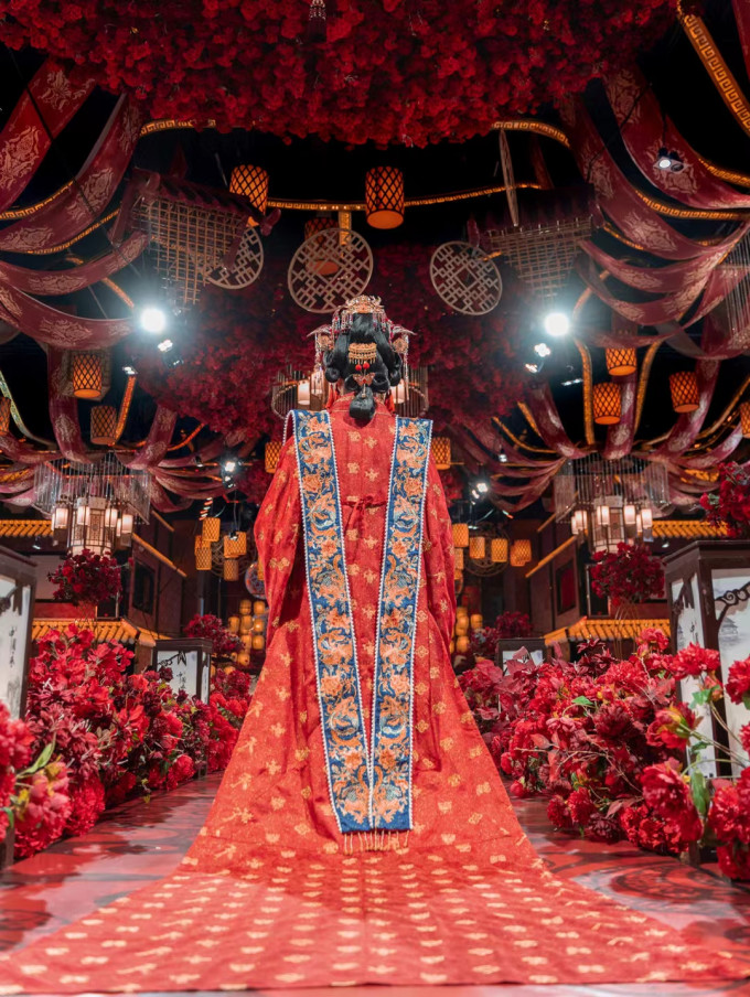 特色女装