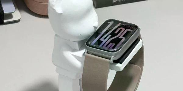省几十块买小米手环9？这块屏的短板可能天天让你后悔