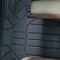 聊聊理想 L8 脚垫用品挑选思路 飞艇航天级 TPE 抗污脚垫选材解析