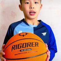 百元篮球怎么选？准者RG800Ultra真能打遍外场？老炮拆解实测真相