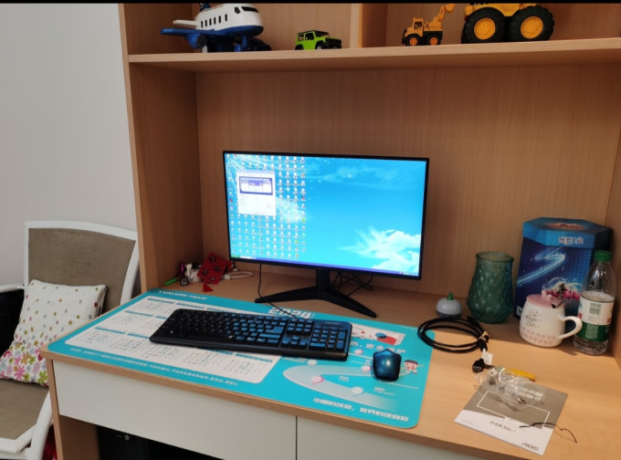 冠捷显示器