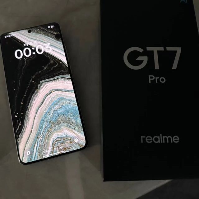 真我GT7 Pro护眼真相:2160Hz也闪?敏感眼用户慎入