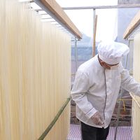 手工vs机器压的竹升面，到底谁更筋道？一文看懂怎么选