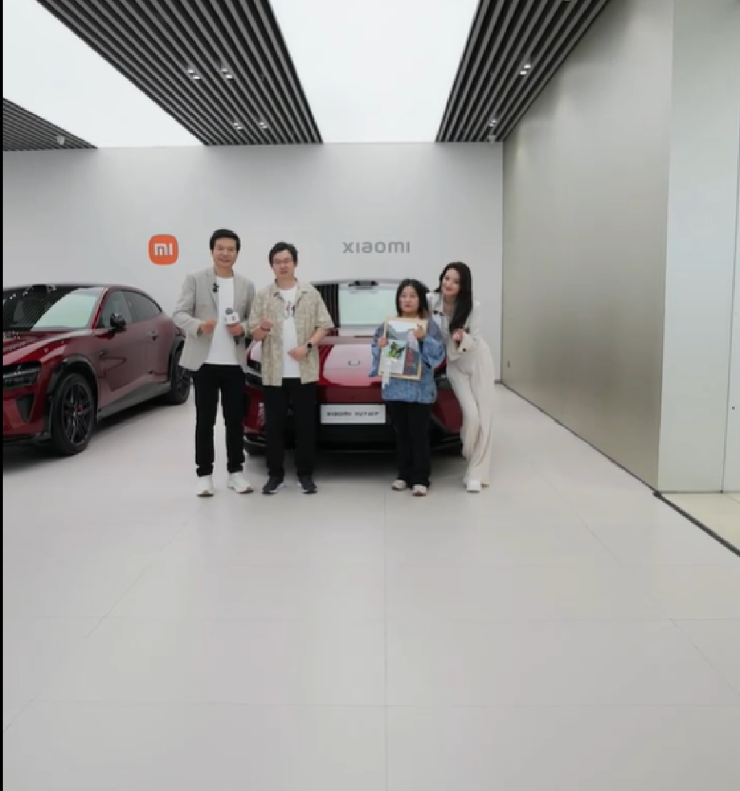 雷军说被何小鹏李斌"骗"去造车,何小鹏只回了六个字