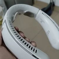 35℃高温挂脖风扇怎么选？三款热销机横评，制冷、续航、舒适度全拆解