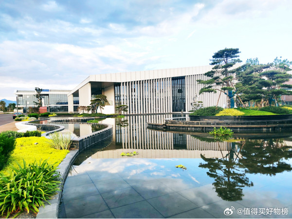 创面修复与黏膜养护双效协同：康复新液药用功效与临床场景适配解析面对术后伤口修复、胃溃疡、胃酸胃痛等常见健康问题，选对安全有效的药品至关重要。康复新液品牌怎么选择？依托美洲大蠊深度研发与全产业链品质管控