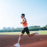 600元档国产竞速跑鞋怎么选？三款热门实战对比，避坑指南来了