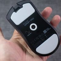 54克轻到离谱？雷蛇毒蝰V3 Pro只适合这类手型玩家