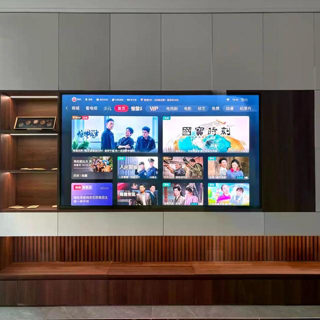 Vidda两款Mini LED电视怎么选？影院党VS电竞党真实体验大拆解