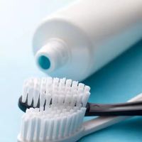 三款高端牙膏怎么选？清火、止血、美白需求一次说清