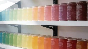 农夫山泉茶饮登顶，东方树叶如何改写中国即饮茶格局？