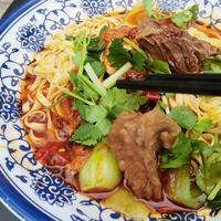 砂锅vs高压锅炖牛肉，谁才是软烂入味的终极赢家？