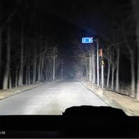 夜间开车灯越亮越危险？90%的人不知道的灯光安全真相
