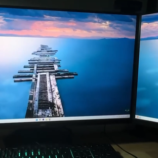 4K高刷显示器怎么选？泰坦军团P2712V和小米G27U实测对比，看完不再纠结