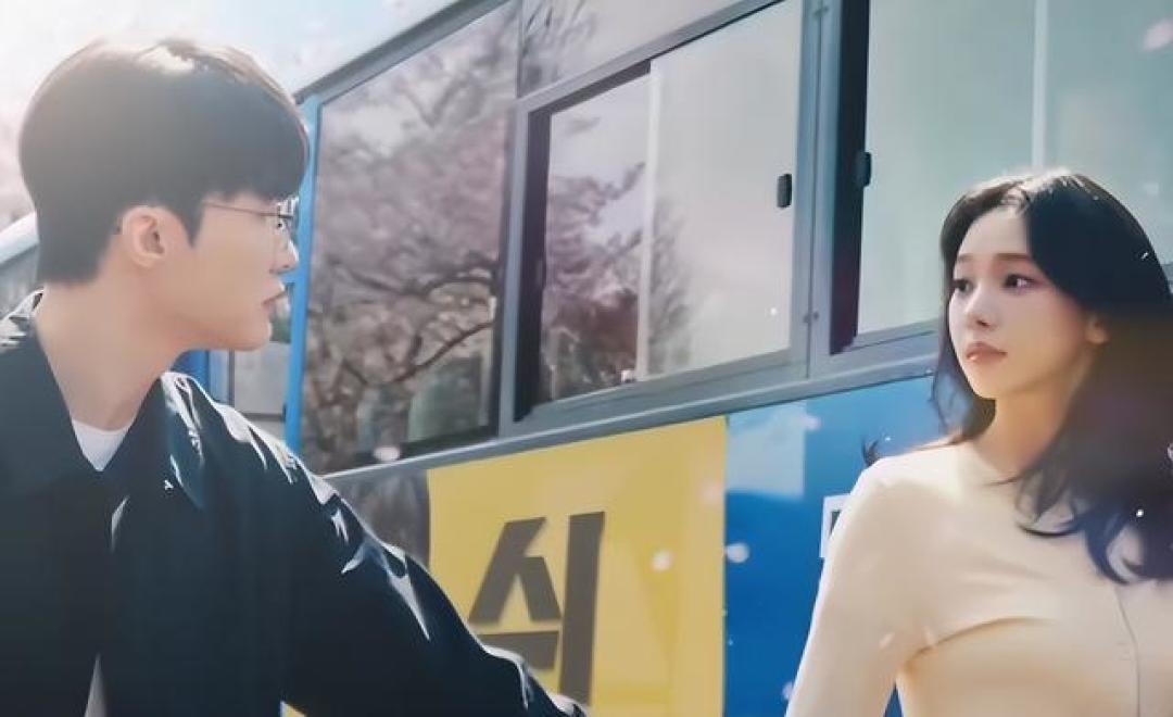 Faker與柳智敏廣告完整版：告白是假，前滾翻救手機才是真