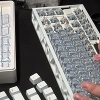 PC键帽的颜值真的很顶了，开箱一套巫魅的给大家尝尝咸淡