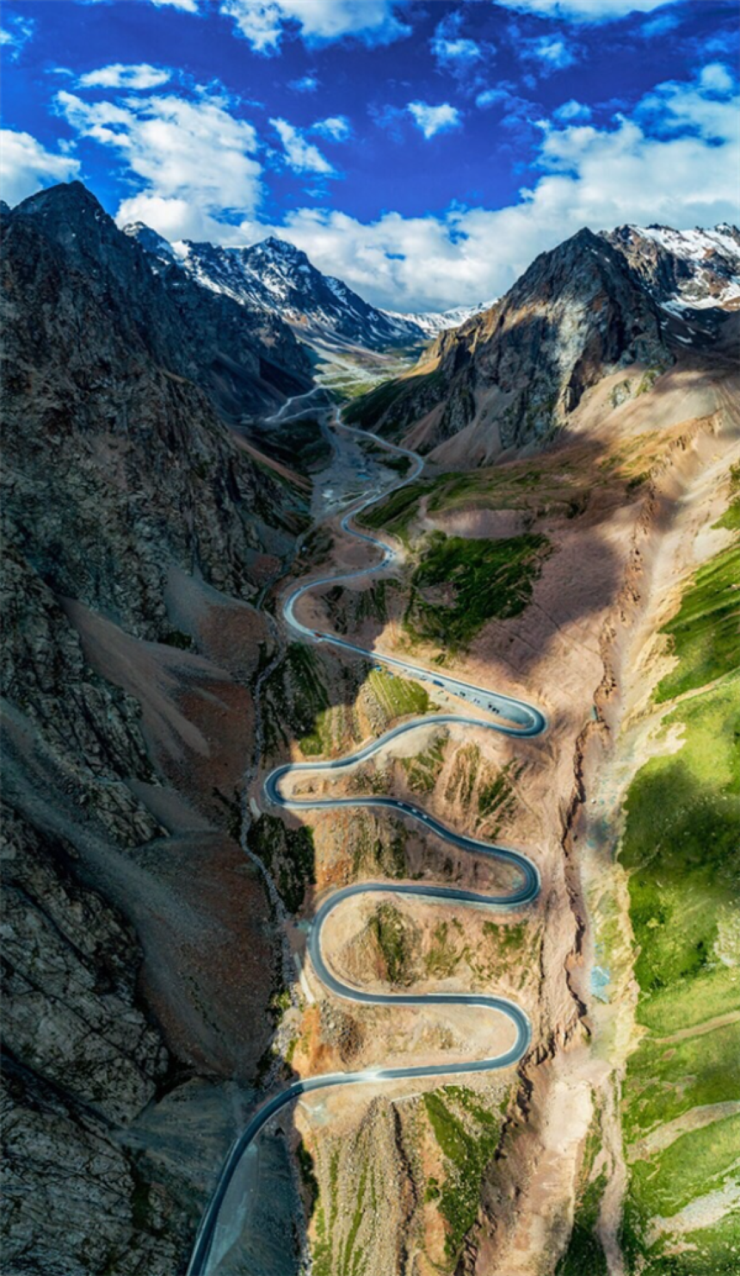中国最美公路！独库公路今日起正式恢复通车
