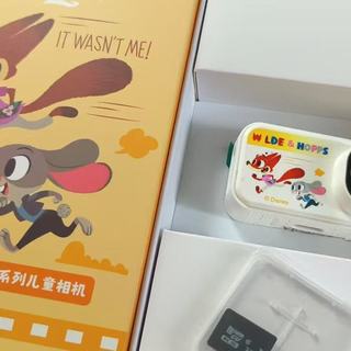 让孩子也能做第一视角小导演的迪士尼拇指运动相机