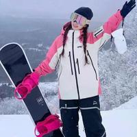 别再被“女性专属”滑雪服骗了！真正合身的双板雪服藏在这3个细节里