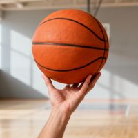 投篮姿势该听谁的？四大流派解析与三步判断法