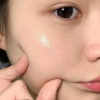 手拍还是化妆棉？精华水用法真相：没有标准答案，只有对症下药