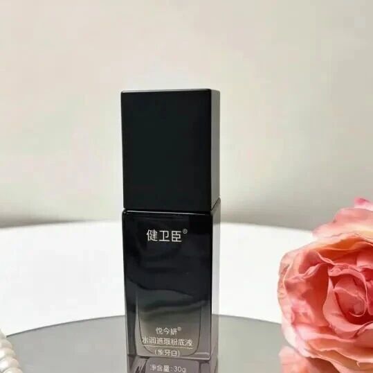 不脱妆的油皮粉底液有哪些？2026油皮粉底液推荐：控油清爽不闷痘