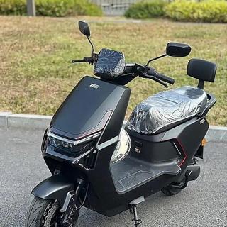 劲享版续航105km vs 运动版极速58km/h，T35两款怎么选？