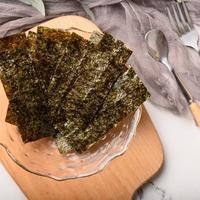 海苔脆真低卡？三款热销实测：热量差3倍，别被“非油炸”骗了