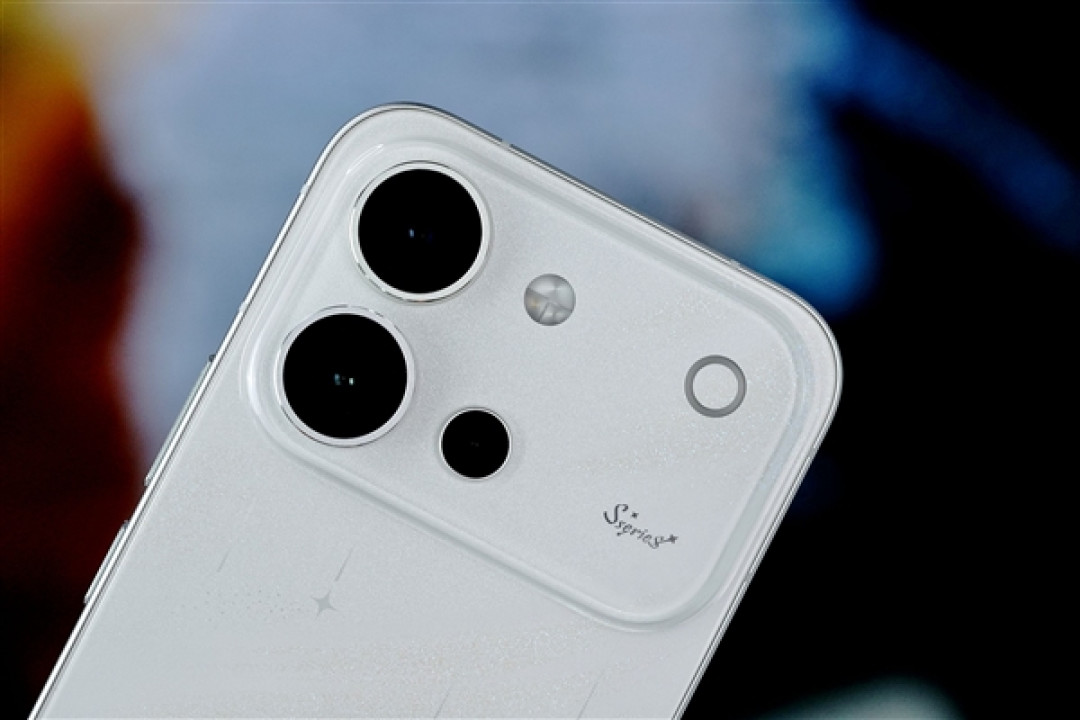 星星海梦幻外观+4K原生实况!vivo S60手机全面评测:一台懂年轻人日常需求的轻旗舰