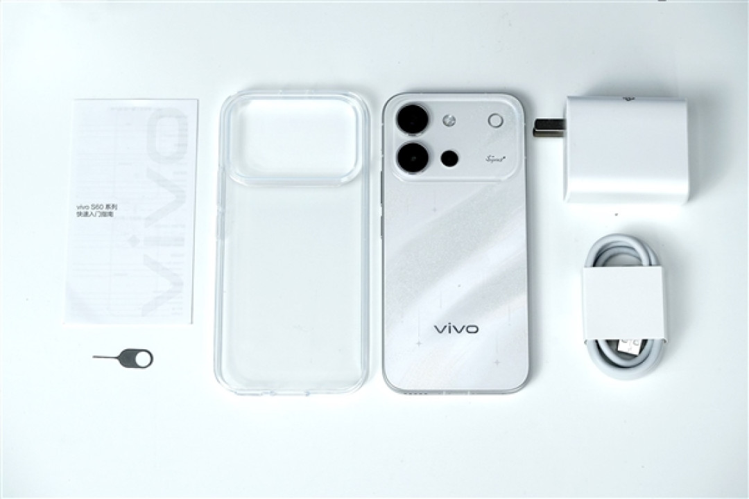 星星海梦幻外观+4K原生实况!vivo S60手机全面评测:一台懂年轻人日常需求的轻旗舰