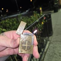 康斯坦丁打火机怎么选？佐罗Z91178 vs Zippo GZBT-016深度对比