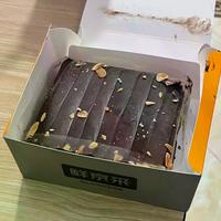 鲜京采黑巧慕斯真能平替星巴克？拆解配料表后我沉默了