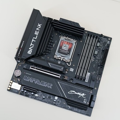 性价比之选，七彩虹 BATTLE-AX B860M-PLUS S WIFI7 V20主板评测