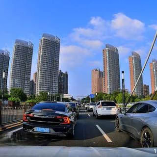 70迈A810 Pro vs 360 G900：夜视、双录、云端备份谁更胜一筹？