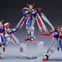 RG神高达VS闪光高达：谁才是武斗系素组玩家的真命天选？