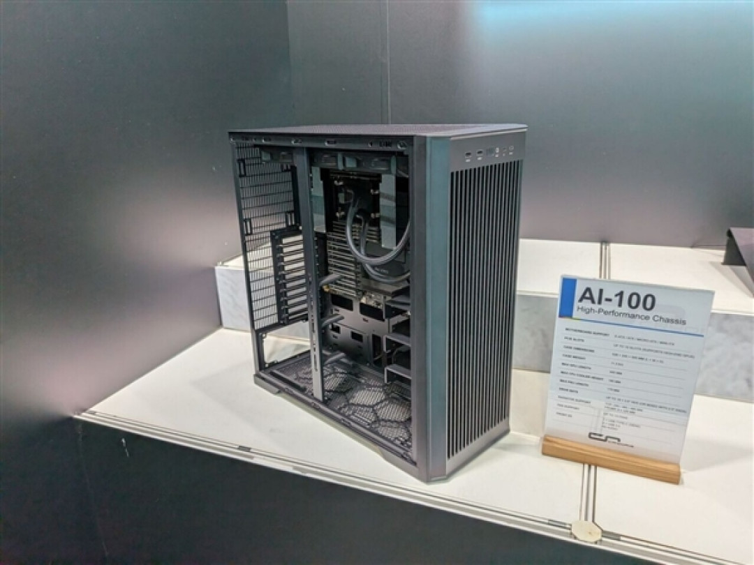 快睿推出AI-100工作站机箱:满配16硬盘+13风扇!