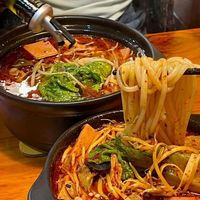 本地人推荐的过桥米线店,游客为何总踩雷?