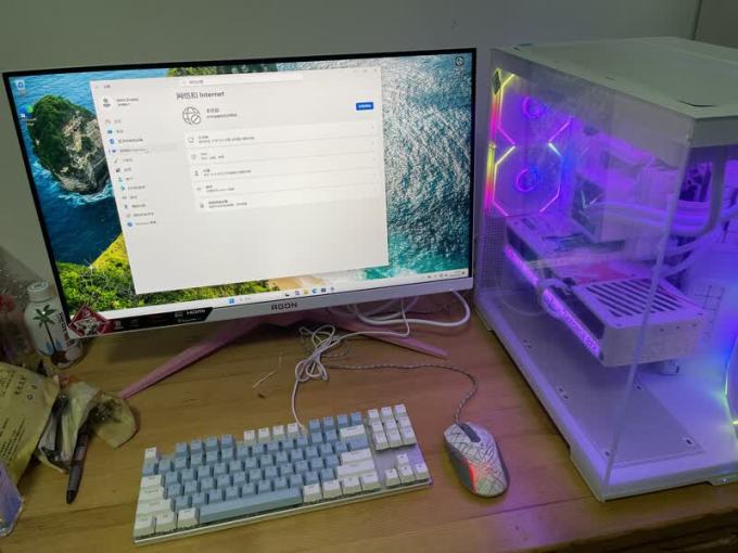 爱攻显示器