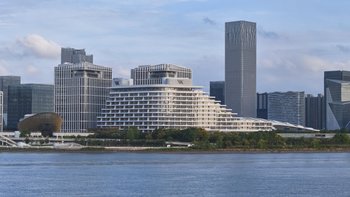 一年住20晚，万豪白金和希尔顿钻石哪个更值？2026最新获取攻略+真实回本测算