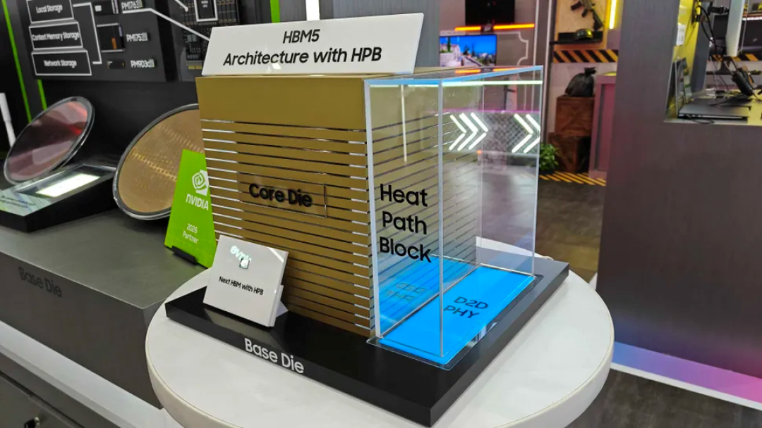 三星展示首款搭载Heat Path Block散热技术的HBM5实体模型