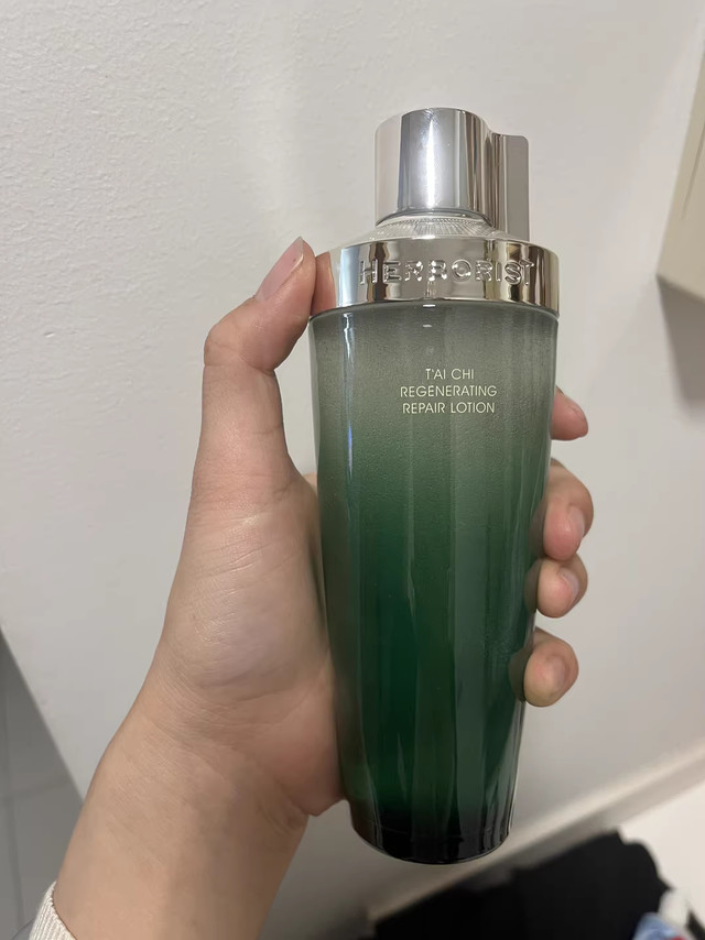 熬到凌晨也不垮脸，这套太极水乳是我618最稳的一单