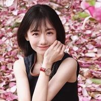 小白鞋失宠了！现在流行穿仙女鞋，搭配裤子、裙子，真的好看减龄