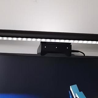 1300元的屏幕灯值不值？无线旋钮是神器还是智商税？