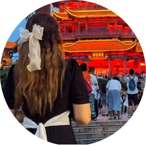 UR夏裙别乱买！37%试穿5分钟就后悔，这3个细节决定值不值